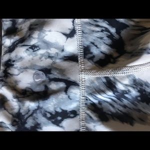 Lululemon crop leggings